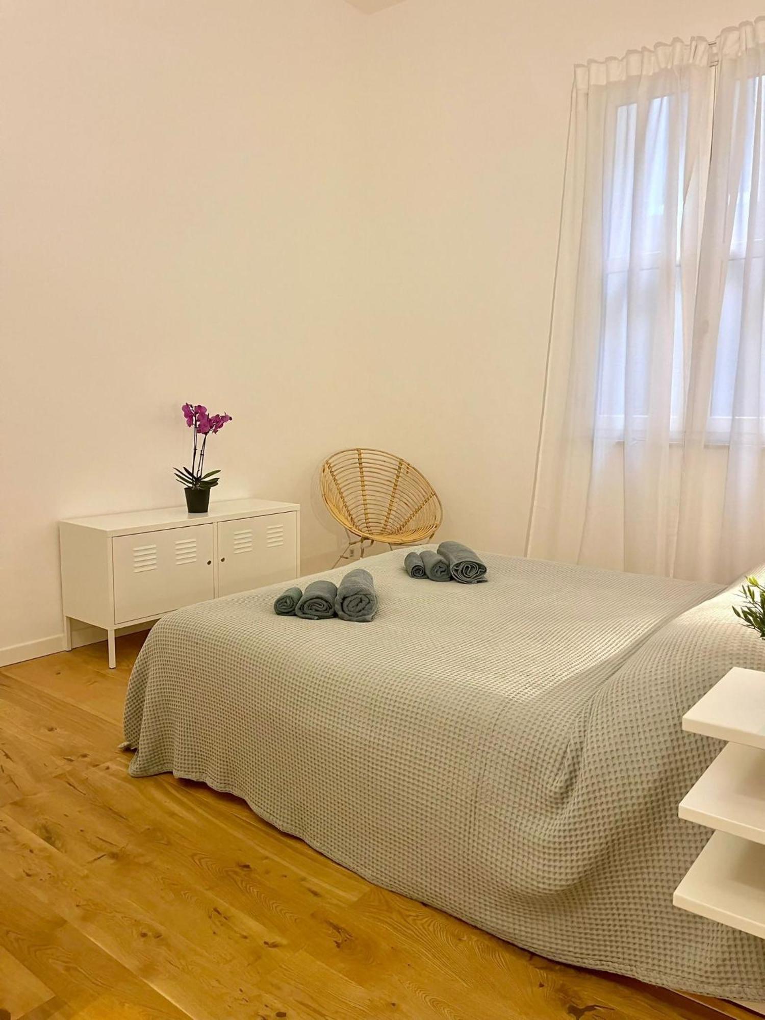 I Marmi New Royal Design Apartment Livorno Bagian luar foto